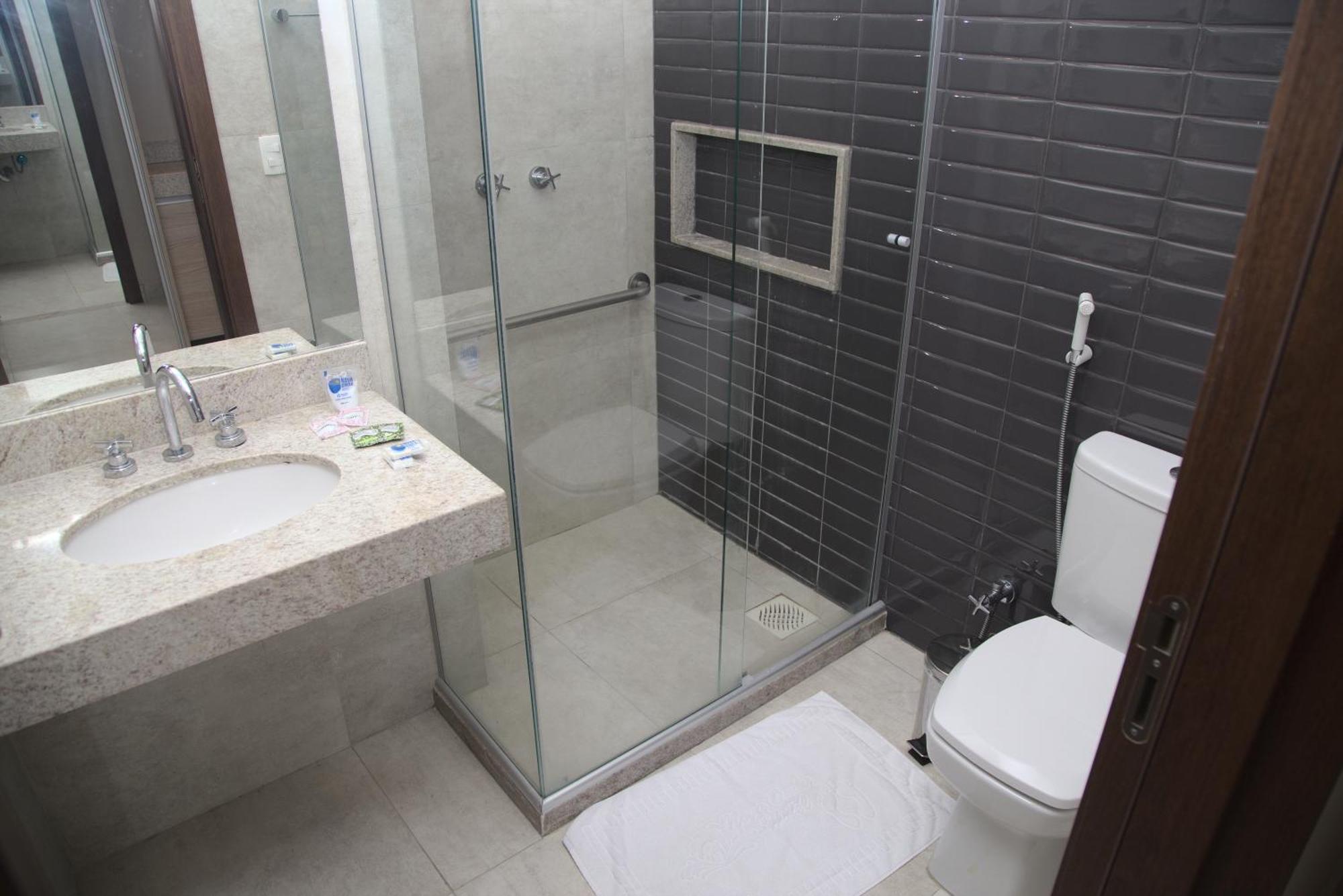 Deluxe Quadruple Room,1593784350:JPEG